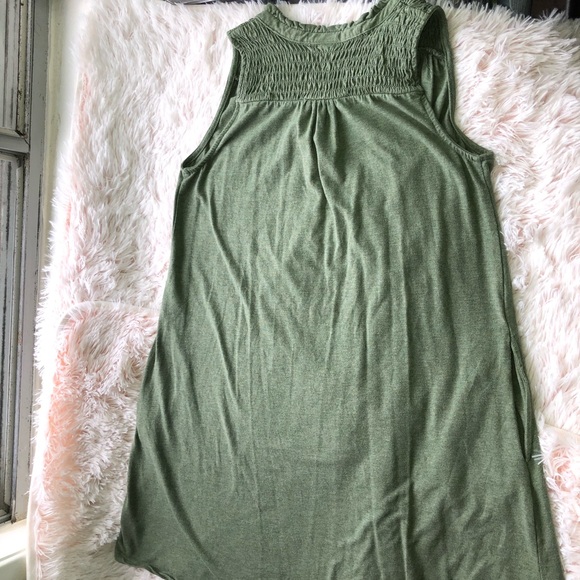 Merona Tank Smocked Dress size Small Army Olive Green Swing Stretch V Neck - Picture 2 of 6